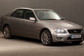 Lexus IS 200 2.0