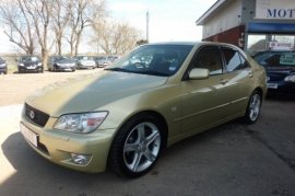 Lexus IS 200 2.0