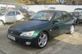 Lexus IS 200 2.0