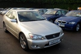 Lexus IS 200 2.0