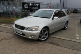 Lexus IS 200 2.0