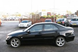 Lexus IS 200 2.0