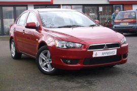 Mitsubishi Lancer 1.5 SE