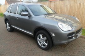 Porsche Cayenne  3.2