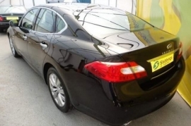 Infiniti M Hybrid 3.5