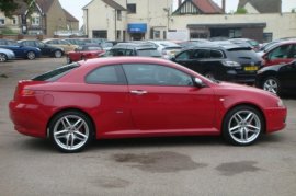 Alfa Romeo GT 1.8