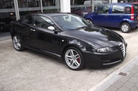 Alfa Romeo GT 2.0